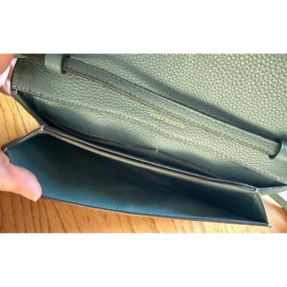 Tory Burch McGraw Wallet  Pebbled Leather Crossbody Bag‎ Teal Blue